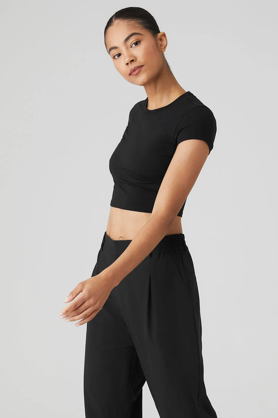 Alosoft Crop Finesse Short Sleeve - Black