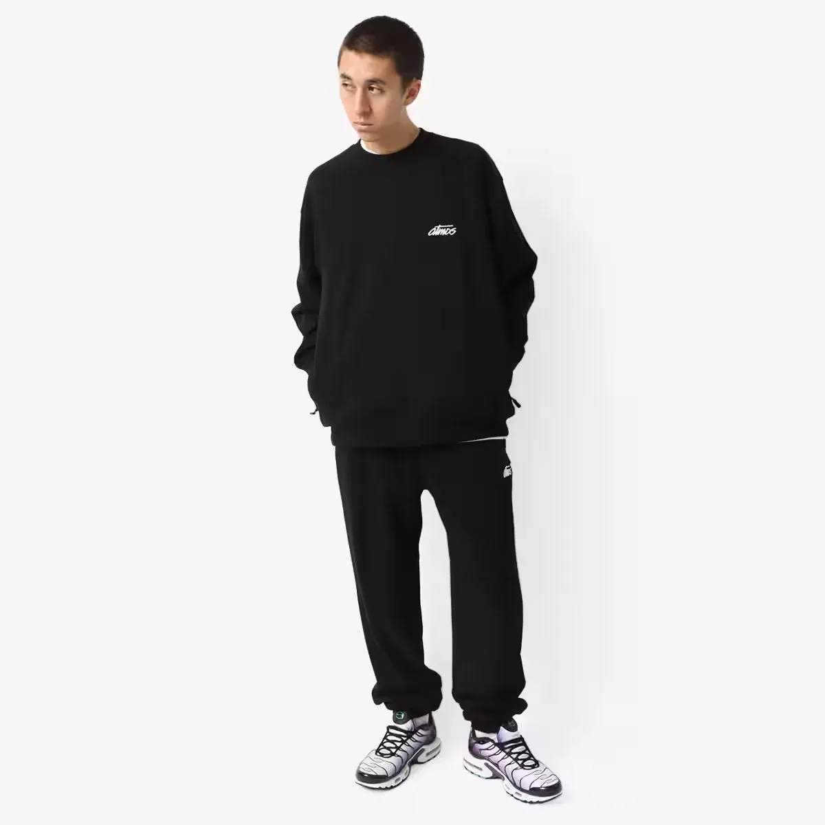 ATMOS SIGNATURE LOGO CREW NECK