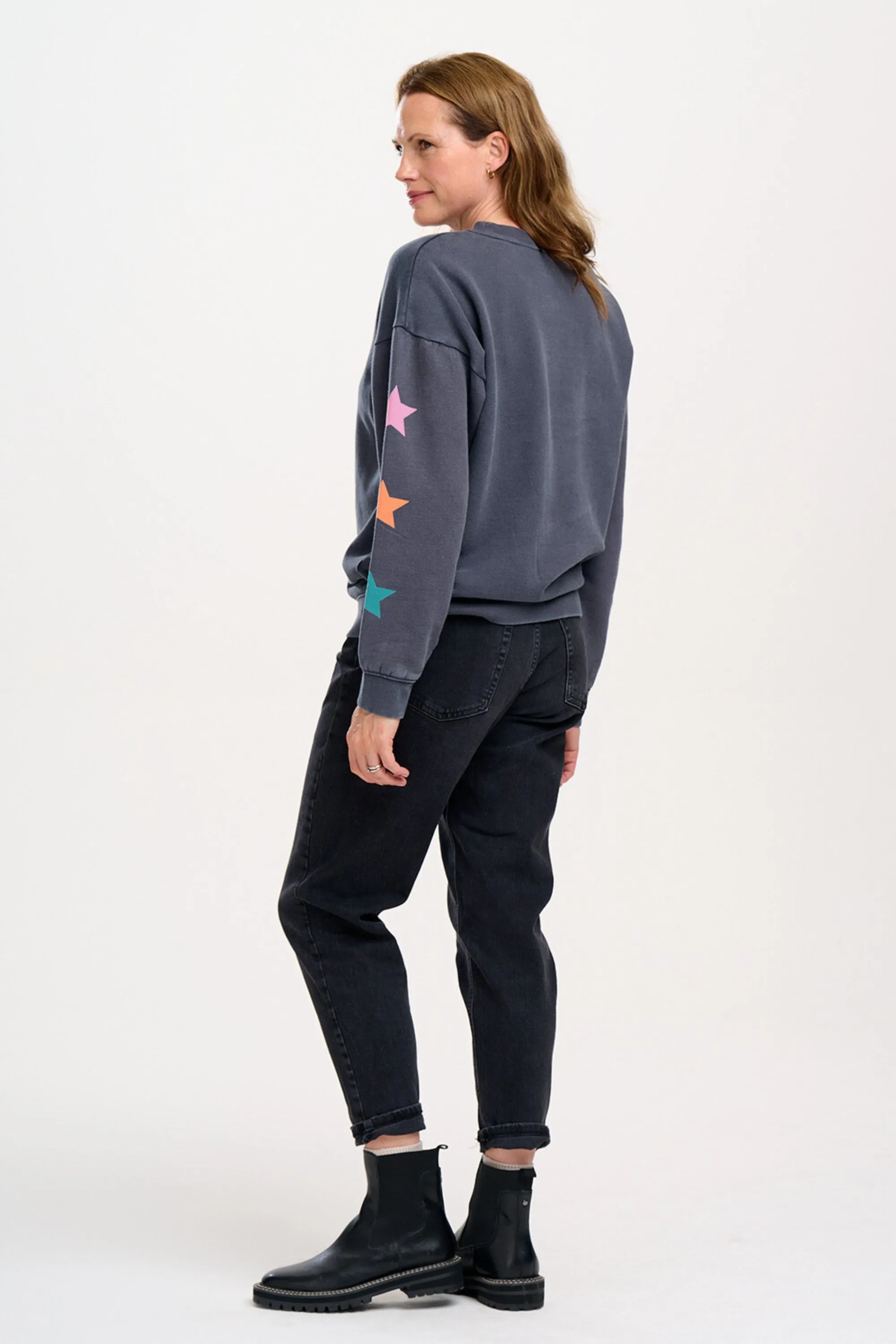 Eadie Relaxed Sweatshirt - Washed Charcoal, Star Sleeve