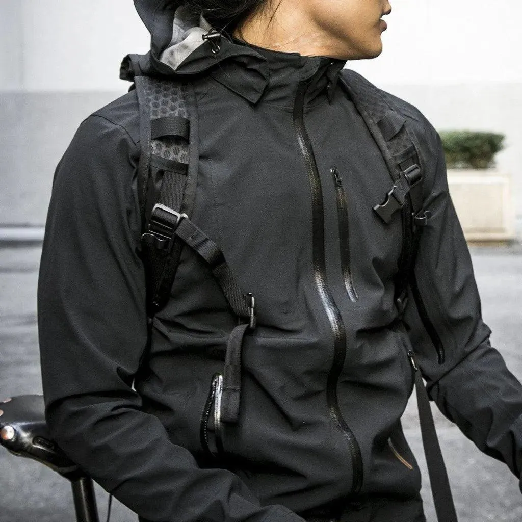 Mission Workshop The Hauser Hydration Pack