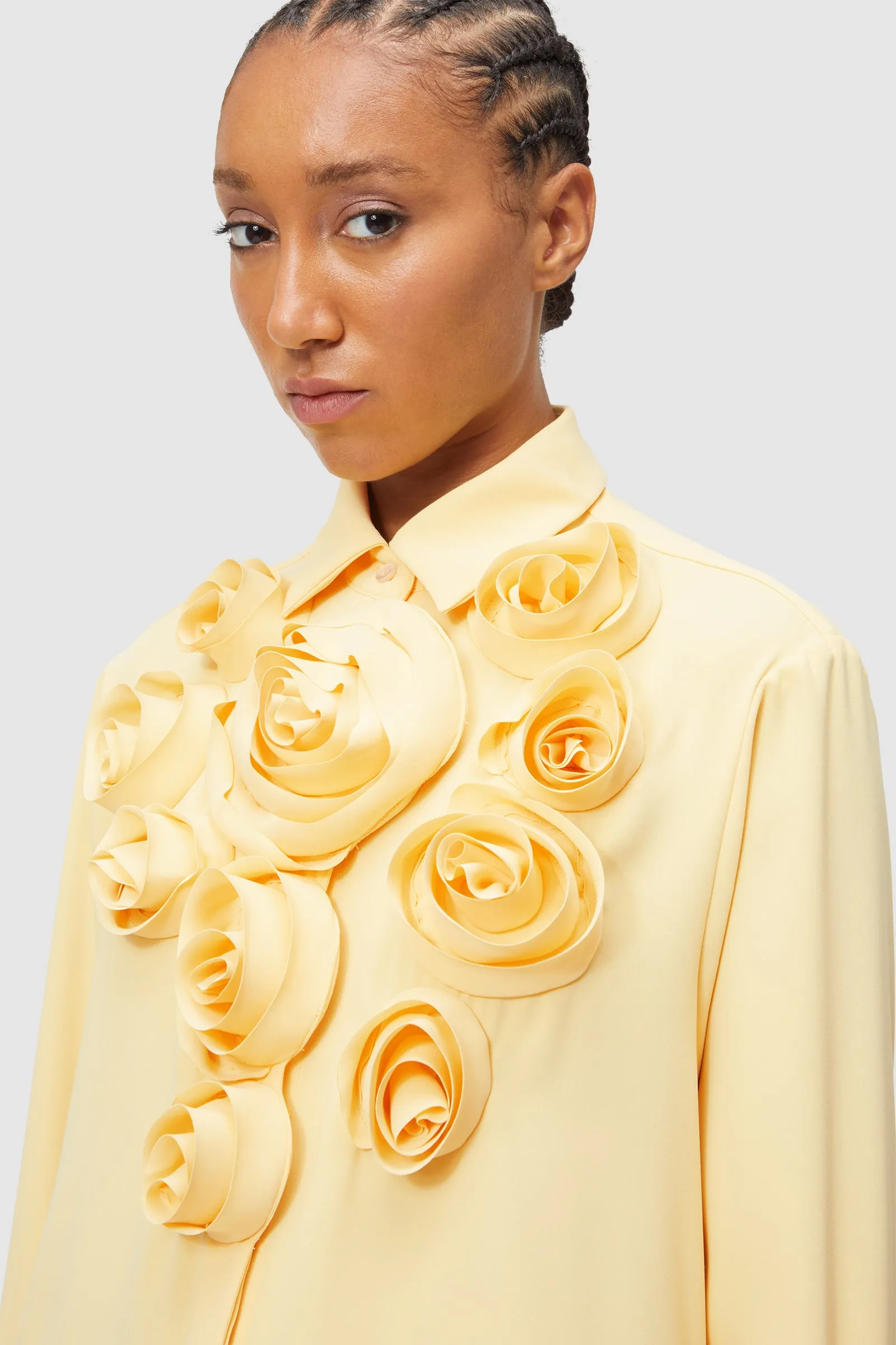 ROSE APPLIQUE SHIRT