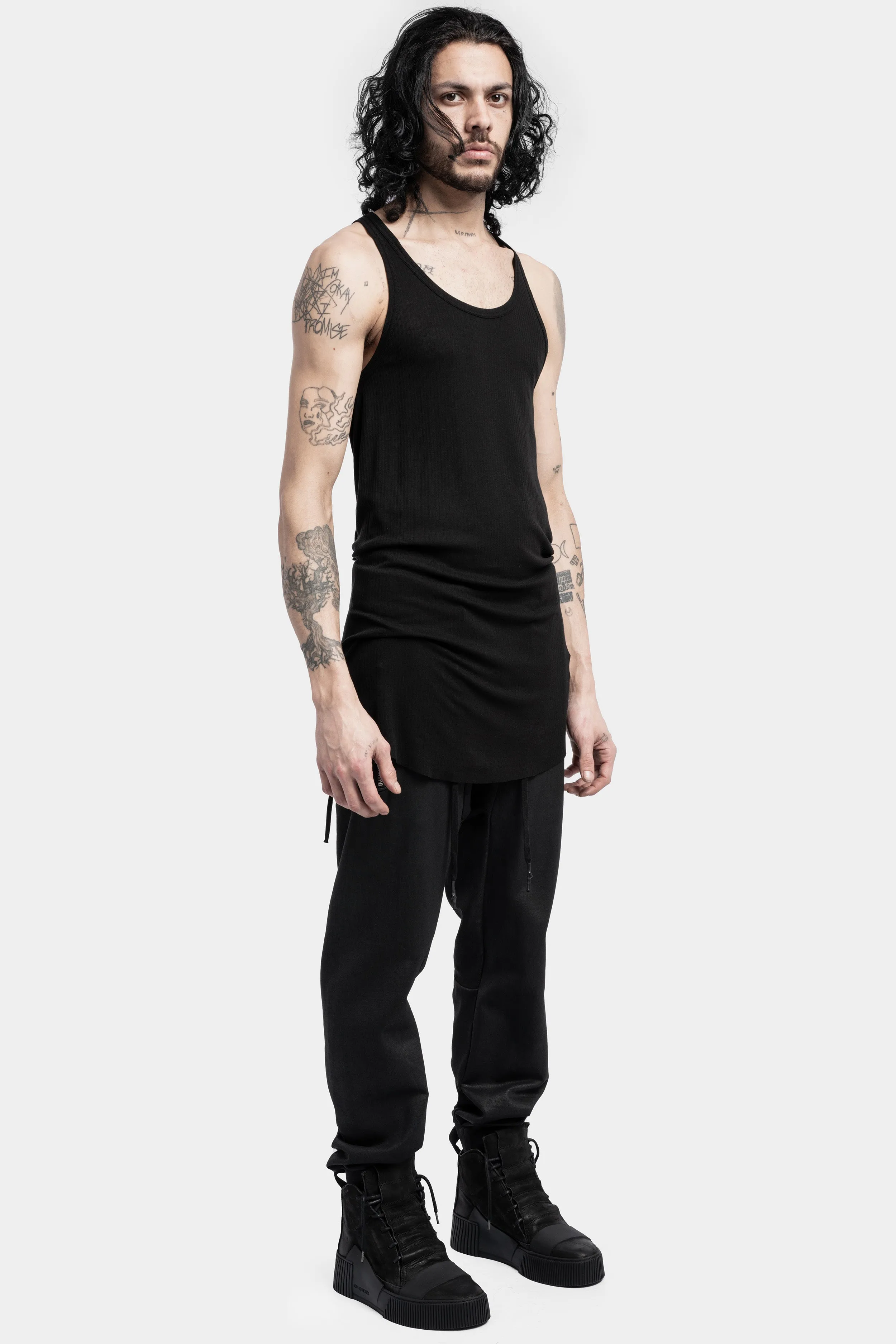 T1B - Lightweight rib tank, Black object dyed